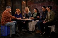 Melissa Peterman reveals which selebs want to star hotels on 'Happy's Place'